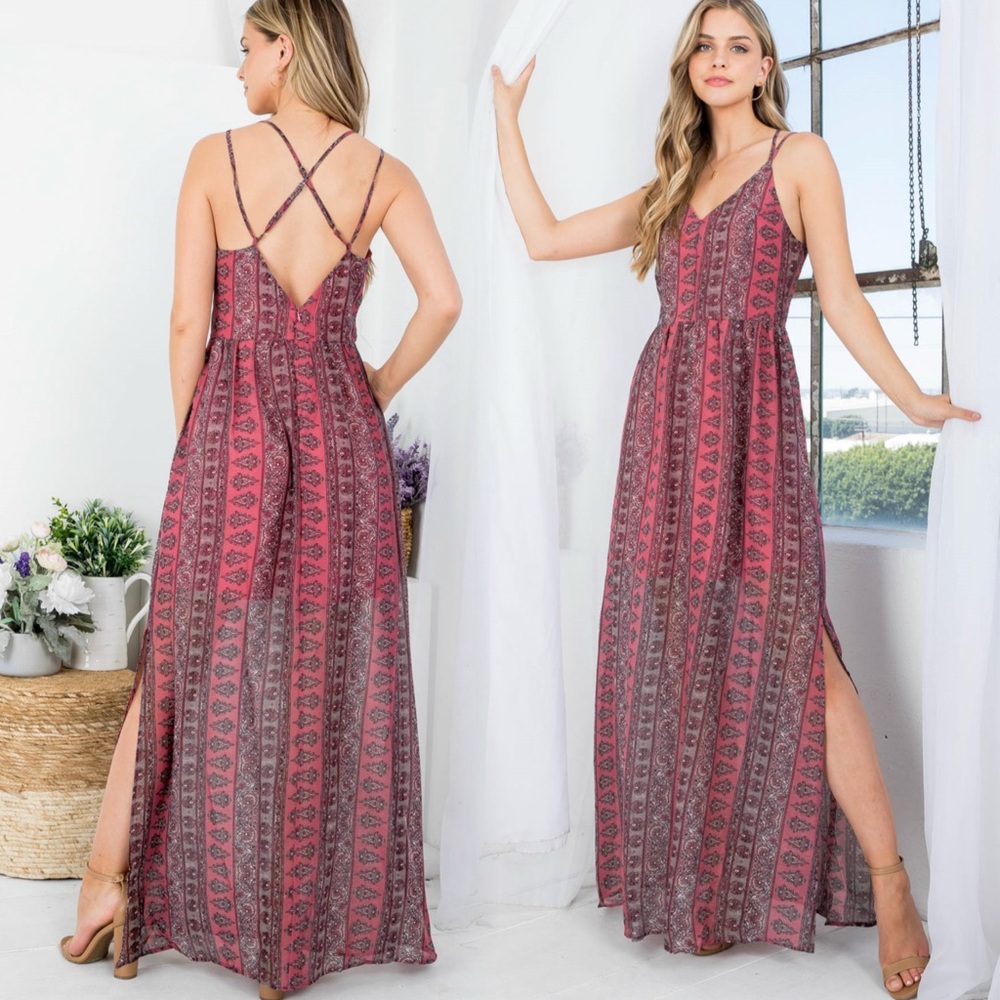 Doe & Rae Mauve Patterned Maxi Dress